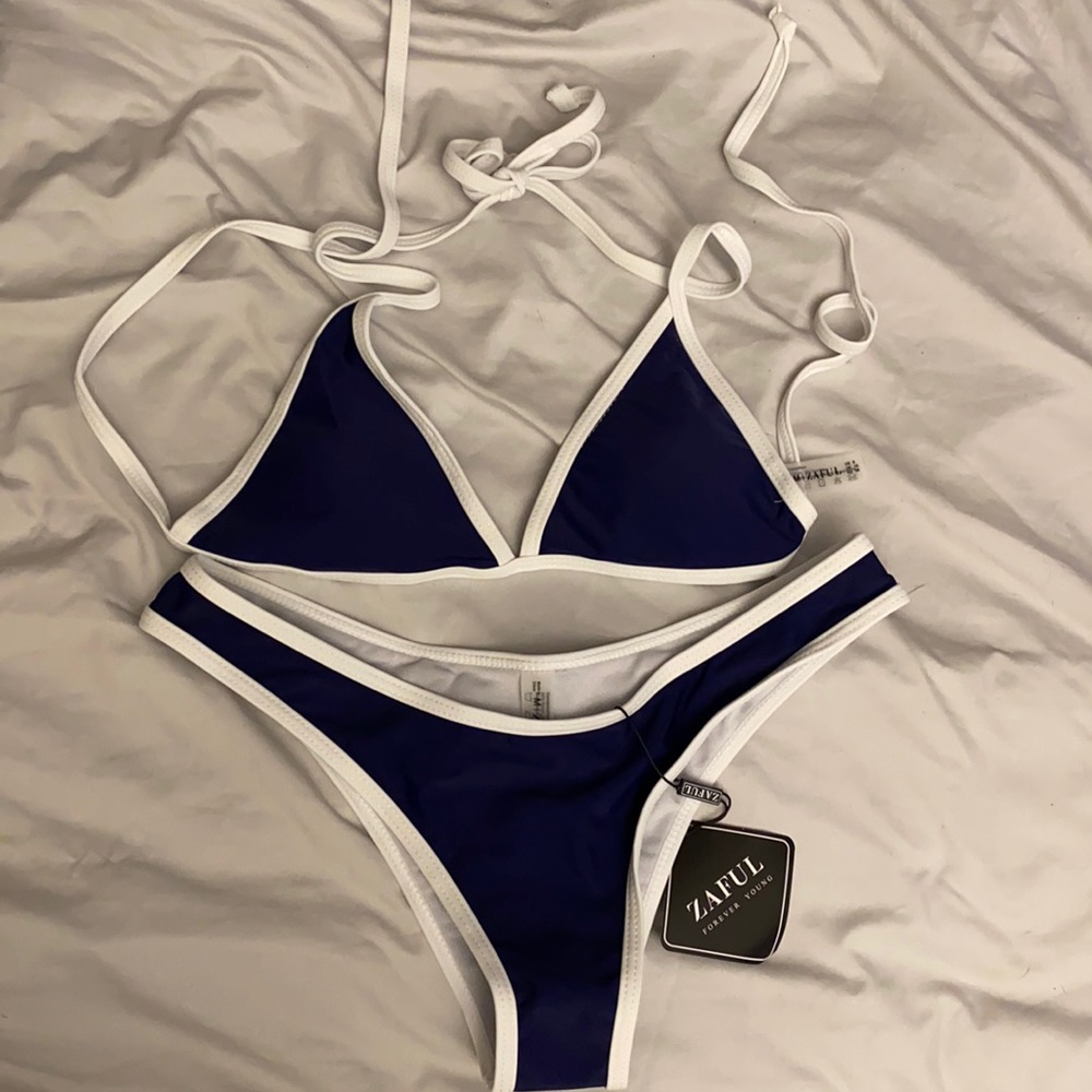 Full set bikini